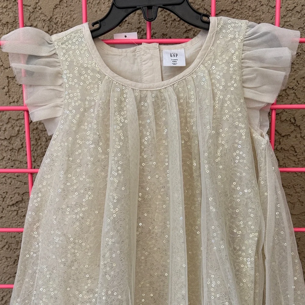 Gorgeous and Super Sparkly GAP Cream Bubble Dress